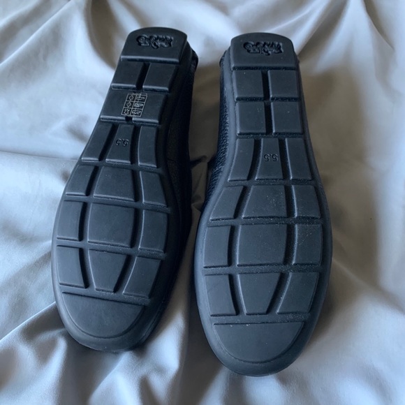 💋SOLD💋Coach Shoes - Picture 4 of 4